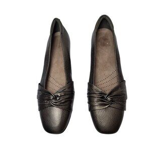 Clarks Women's Metallic Bronze Leather Slip-On Loafers Size 9.5